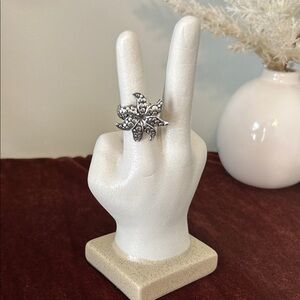 Elegant Silver 925 Flower Ring